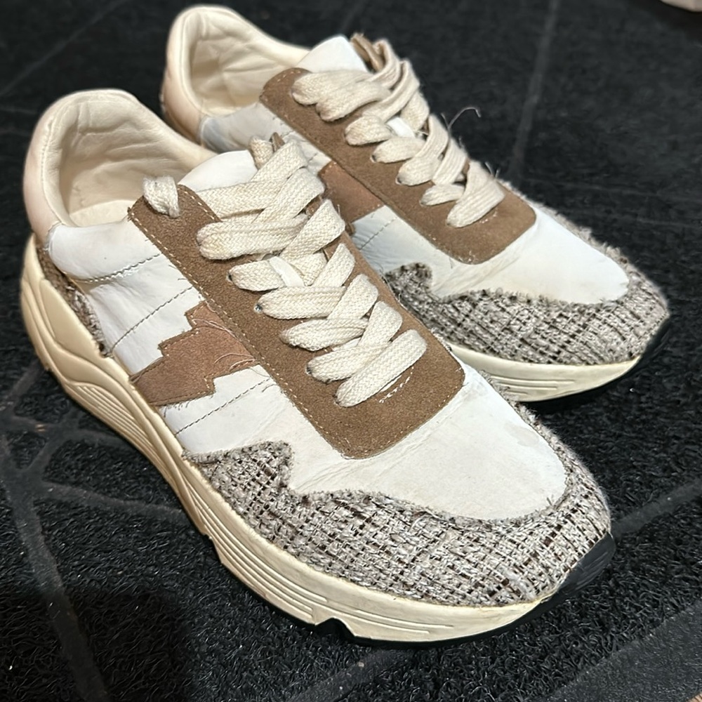Vici tweed sneakers